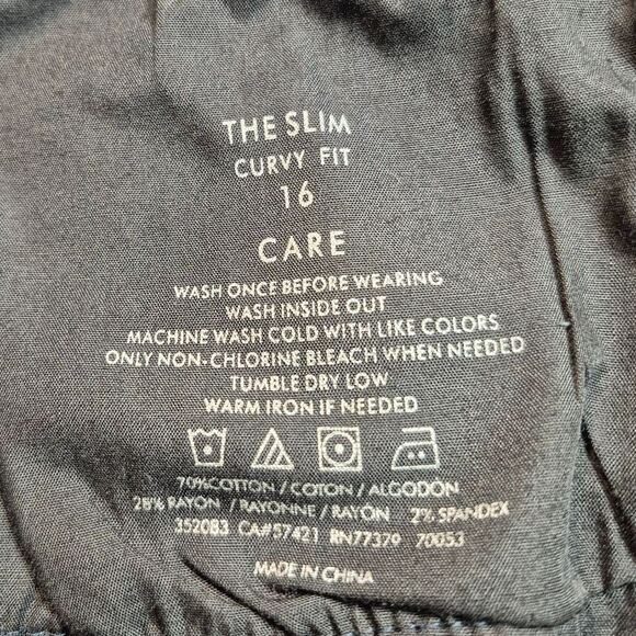 NWOT Ann Taylor The Slim Curvy Fit Dark Wash Jeans Womens Size 16. - Picture 3 of 10